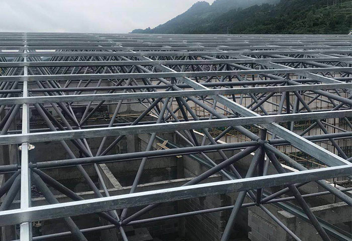 焦作仁怀冠英学校艺体楼网架